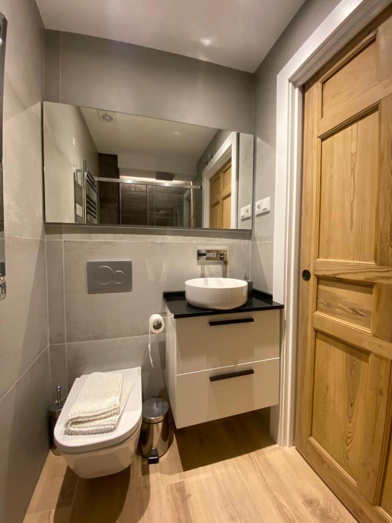 Apartamento Deluxe Casco Viejo Bilbao Exterior photo